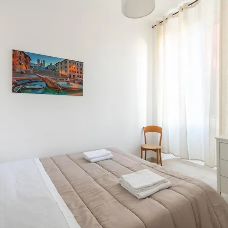 Elegant 3 Bedroom - S Pietro Station 200mt Apartmán